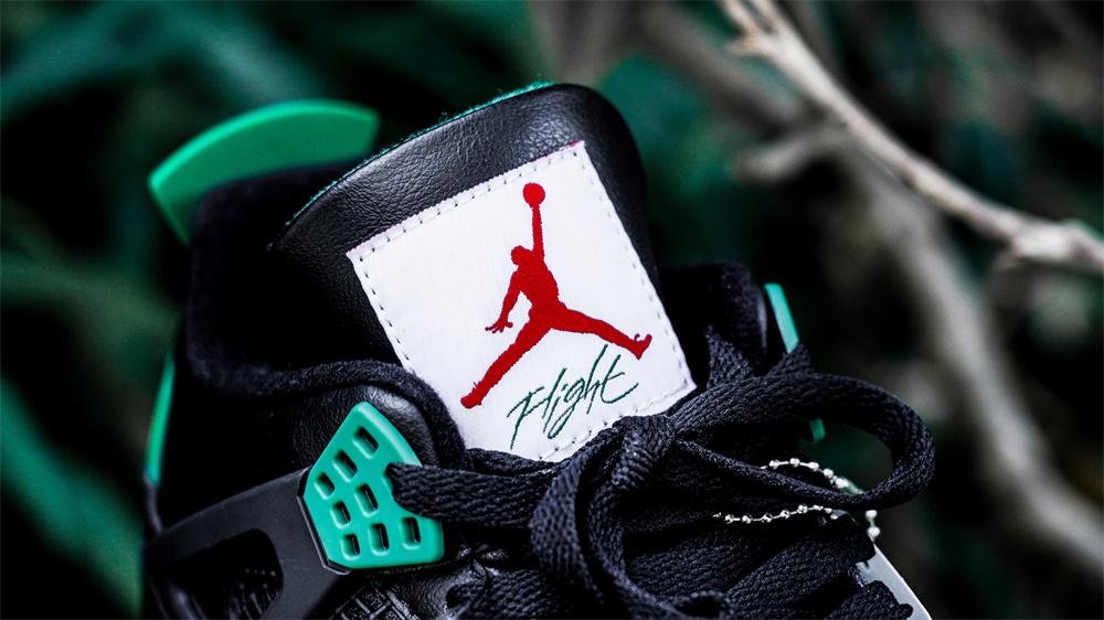 PK GOD Jordan 4 Retro SB Black Green RETAIL MATERIALS READY TO SHIP